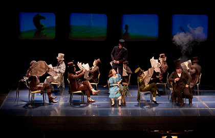 Алиса в Зазеркалье