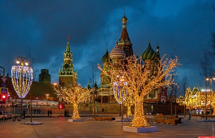 Огни Новогодней Москвы с Дедом Морозом или Снегурочкой