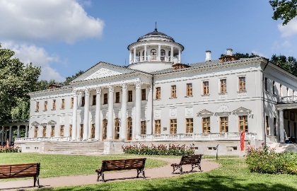 Русский Парнас Остафьево, шедевр барокко в Дубровицах