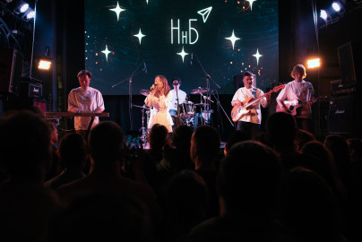 нежность на бумаге @castle hall