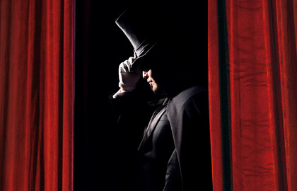 Scene from «Мистер Икс»