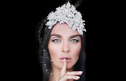 Scene from «Елена Ваенга»