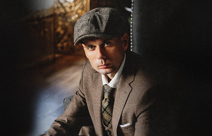 Максим Апрель