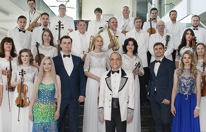 Эти глаза напротив