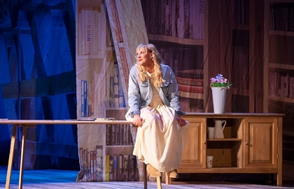 Scene from «Другая жизнь»