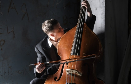 Scene from «Контрабас (Новое звучание)»