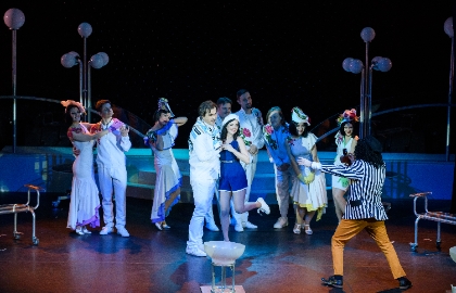 Cцена из «Сильва»