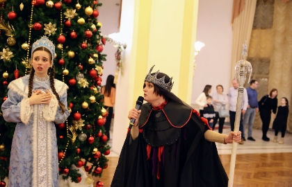 Новогодние приключения Маши и Вити