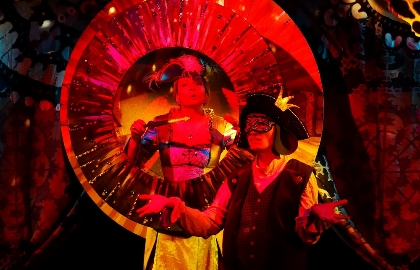 Путешествие по ту сторону часов. АЯтеатр