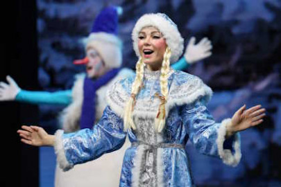 Как зажечь елку