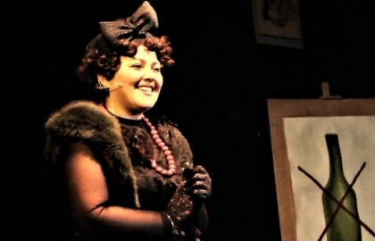 Cцена из «Прелести культуры»