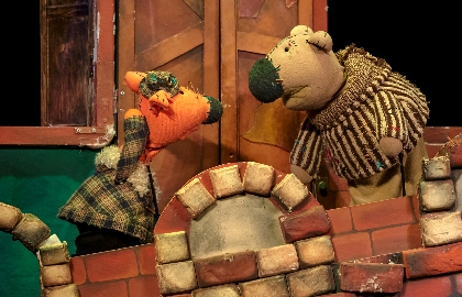 Как Лиса Медведя обманывала, да потом сама попалась