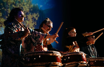 Шоу японских барабанов, орган и кото