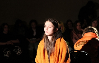 Scene from «Поиск продолжается»