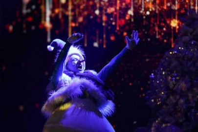 Как зажечь елку