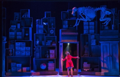 Cцена из «Лев, колдунья и платяной шкаф»