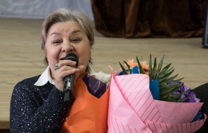 Cцена из «Фирая Акберова – Юбилейный Вечер / Фирая Әкбәрова – Юбилей Кичәсе»