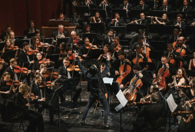 Симфонический оркестр MusicAeterna,Д.Синьковский