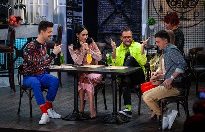 Scene from «Однажды в России»