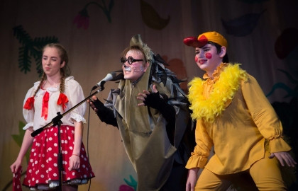 Cцена из «Ёж и К»