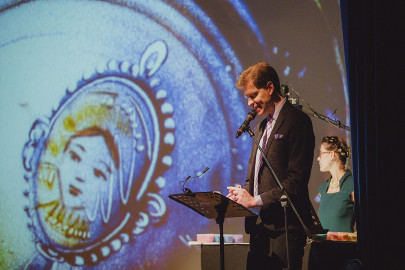 Сказка с песочной анимацией "Муми-тролли. Шляпа волшебника"