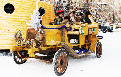 Новогодняя Елка у каскадеров "Тайна Планеты Роботов"