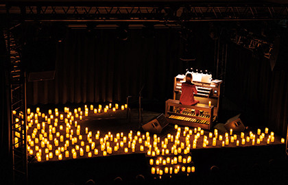 Орган и Дудук при Свечах