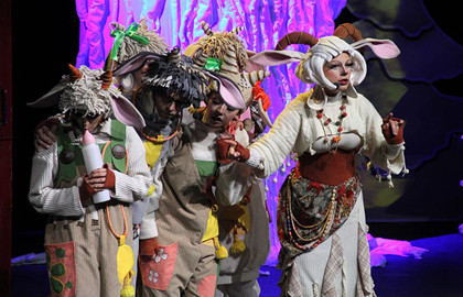 Волк и семеро козлят в гостях у Деда Мороза