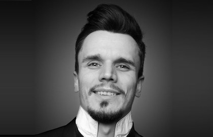 Роман Графов