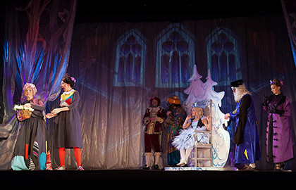 Двенадцать месяцев