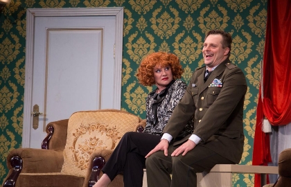 Cцена из «Семейка легкого поведения»