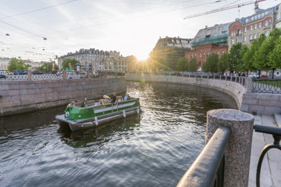 Вдоль Петроградки – водная прогулка