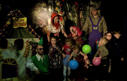 Cцена из «Красная Шапочка»