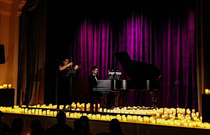 Эйнауди и Циммер: Неоклассика при свечах