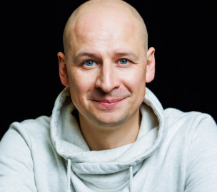 Андрей Левин