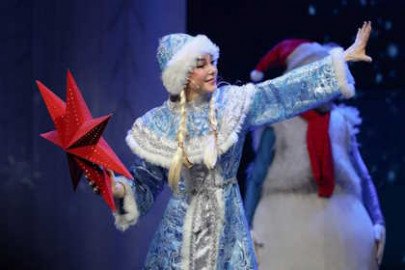 Как зажечь елку