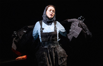 Scene from «Монолог на двоих»