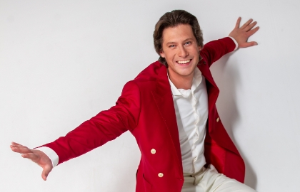 Антон Авдеев и эстрадно-симфонический оркестр СПб