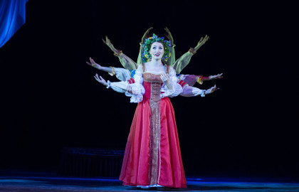 Cцена из «Аленький цветочек»