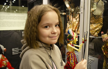 Путешествие по миру с куклами