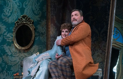 Cцена из «Красавец мужчина»