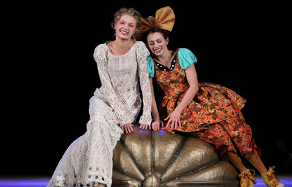 Cцена из «Дуэнья»