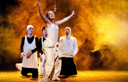 Scene from «У ковчега в восемь»