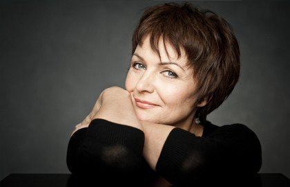 Cцена из «Вечер Елены Чарквиани»