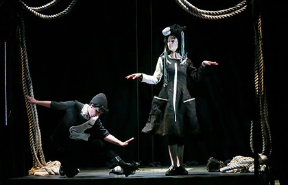 Лес, ведьма и горящий шкаф (по опере "Гензель и Гретель")