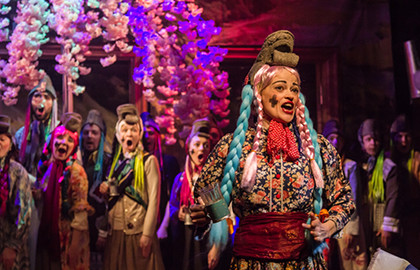 Scene from «Иван Федорович Шпонька и его тетушка»