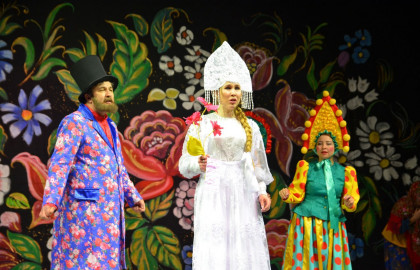Scene from «Аленький цветочек»