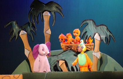 Scene from «Слонёнок»