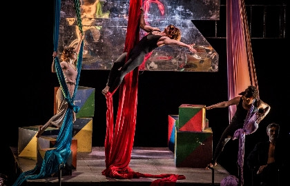 Scene from «Король-Арлекин»