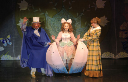 Scene from «Дюймовочка»